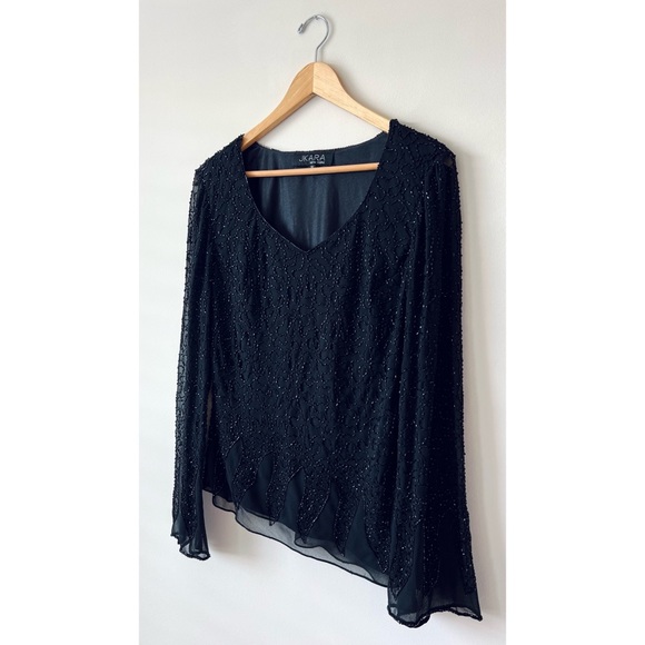 JKARA 🌸 Beaded Black Bell Sleeve V-Neck Top w Sharktail Hem - Picture 8 of 13